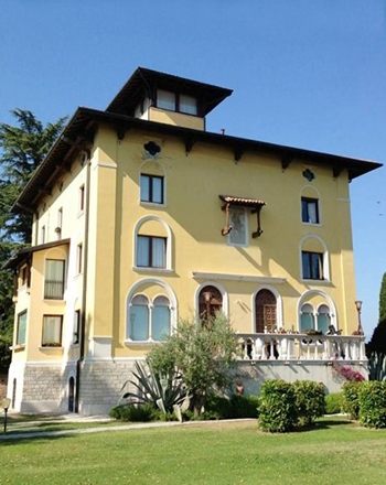 Villa Callas 350×440