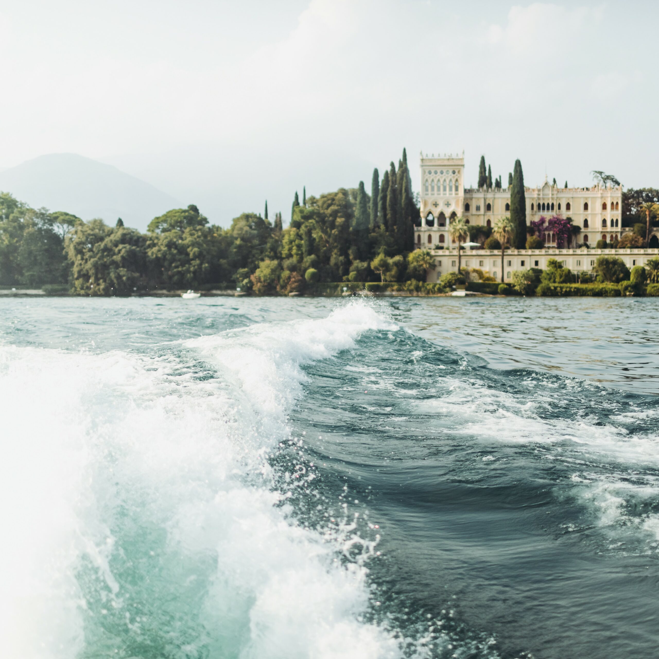 Boat tour of Garda Island and Punta San Vigilio